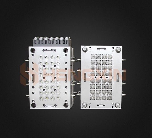 Väčšina dodávateľov foriem ponúka širokú škálu hotových komponentov