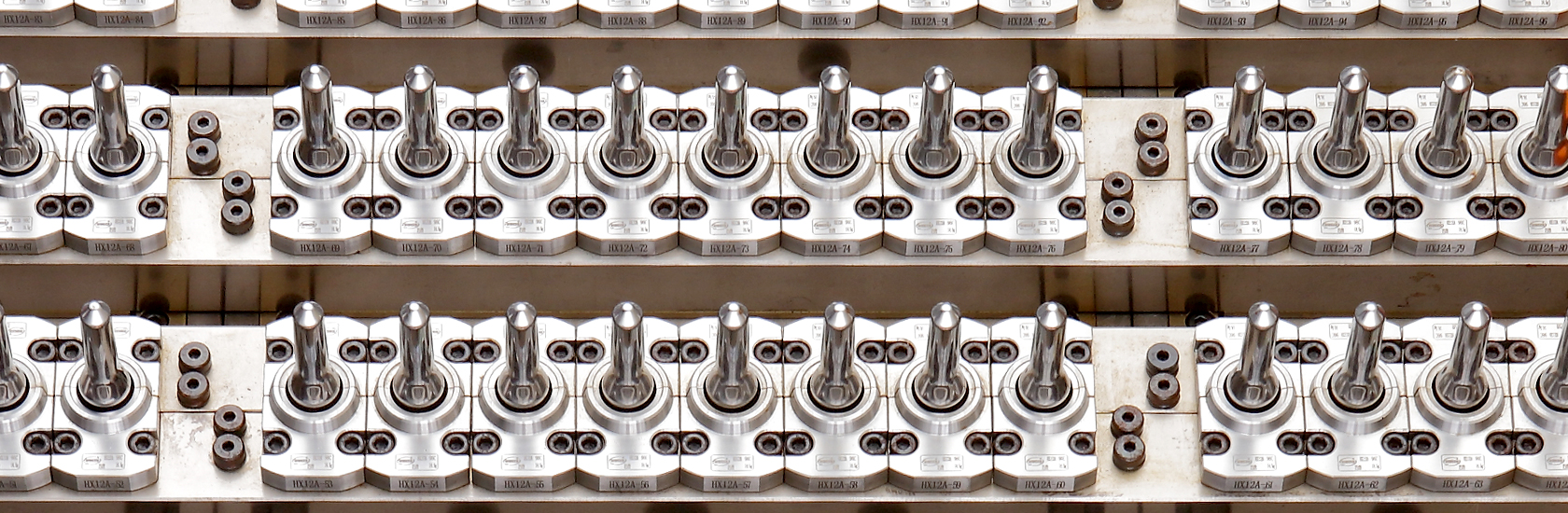 Možno ste už videli čínske formy používané v Číne